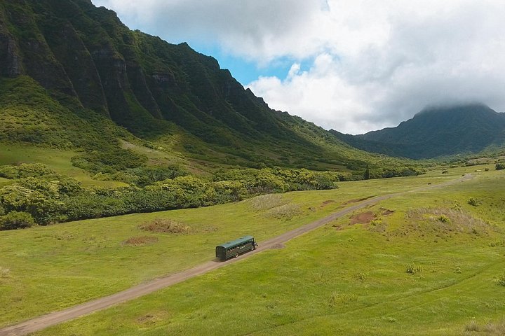 Oahu Kualoa Ranch Movie Sites and Ranch Tour, photo 5 of 8