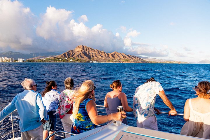 Scenic Sunset Sail on the Hawea Catamaran from Waikiki Beach, photo 7 of 10