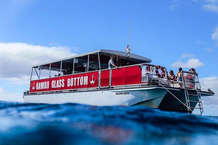 Waikiki Glass Bottom Boat Cruise, photo 3 of 10