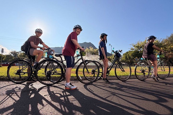Diamond Head Bike to Hike and Local Lunch, photo 5 of 10