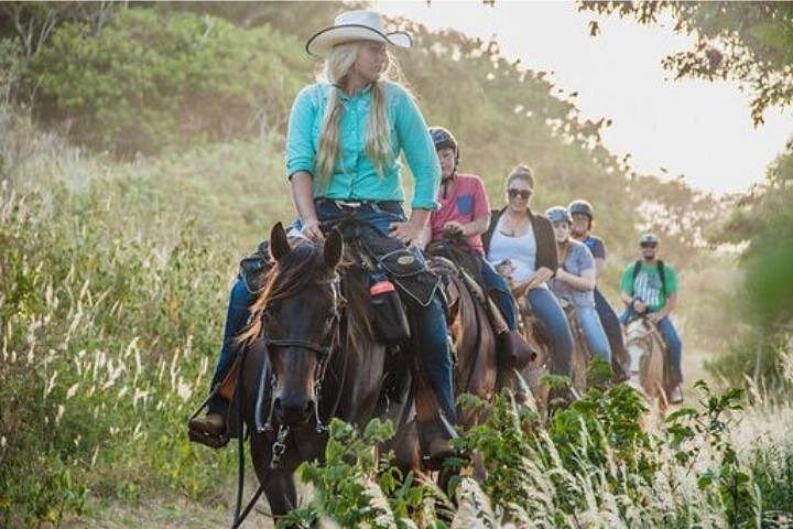 Oahu Sunset Horseback Ride on the North Shore, photo 2 of 6