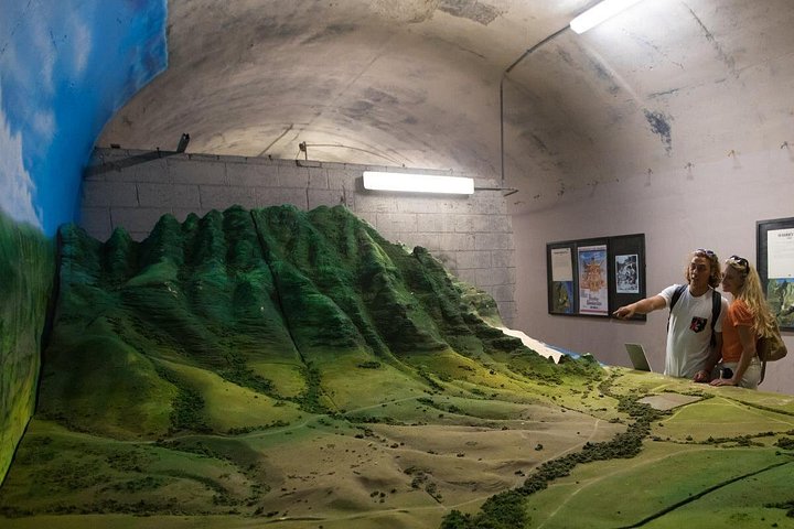 Oahu Kualoa Ranch Movie Sites and Ranch Tour, photo 3 of 8