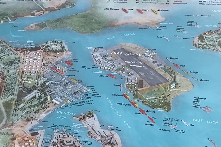 Oahu: Pearl Harbor USS Arizona Memorial Small Group Tour, photo 7 of 10