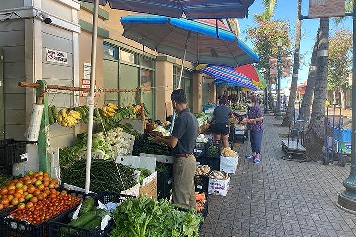 Honolulu: Off The Beaten Path Food Tour, photo 6 of 10