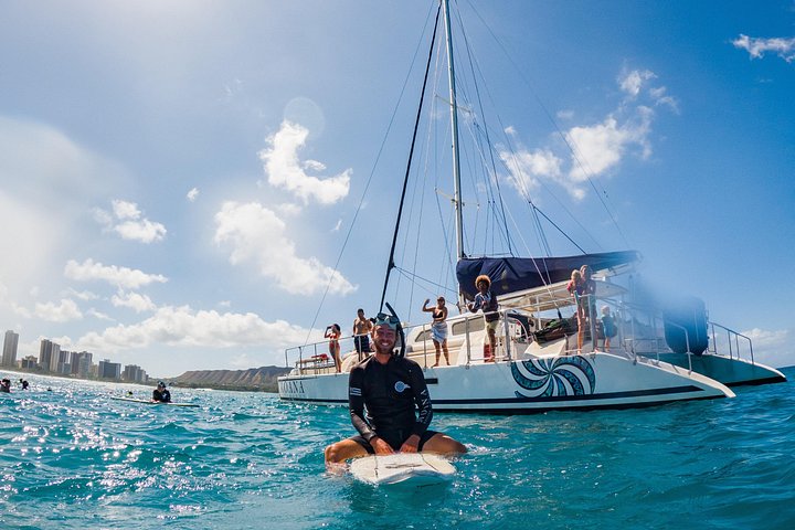 Moana Waikiki Grand Guided Turtle Snorkel and Sailing Adventure, photo 6 of 10