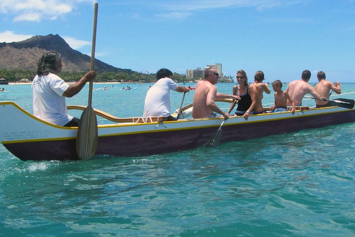 Outrigger Canoe Surfing, photo 3 of 6