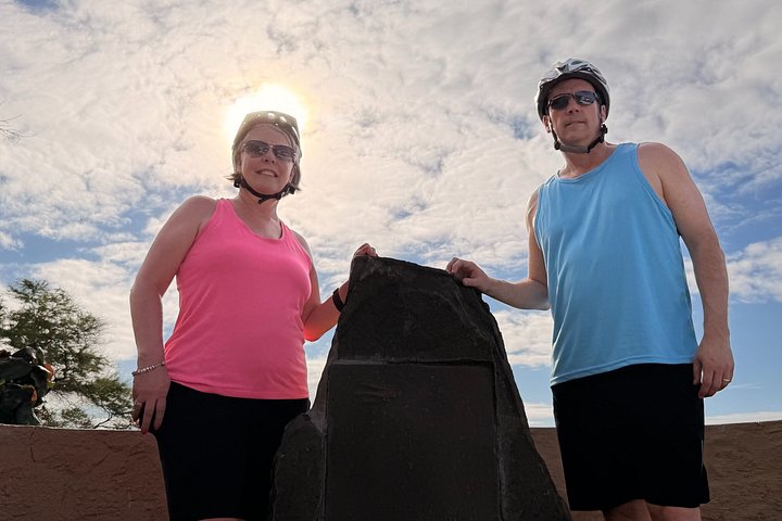 Diamond Head Bike to Hike and Local Lunch, photo 7 of 10