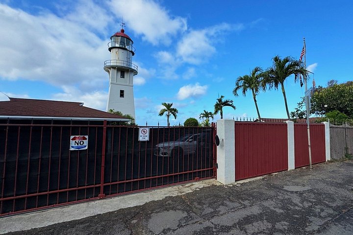 Diamond Head Bike to Hike and Local Lunch, photo 6 of 10