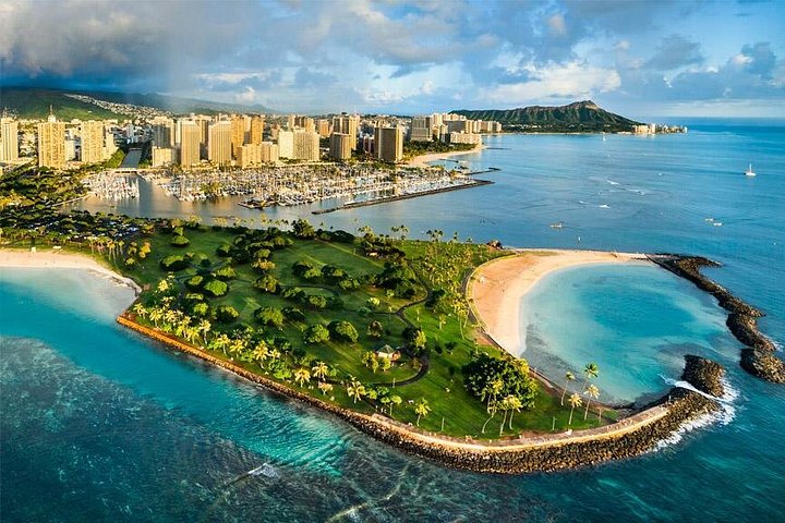 Oahu: 60-Minute Royal Crown Helicopter Tour, Doors Off or On, photo 6 of 10