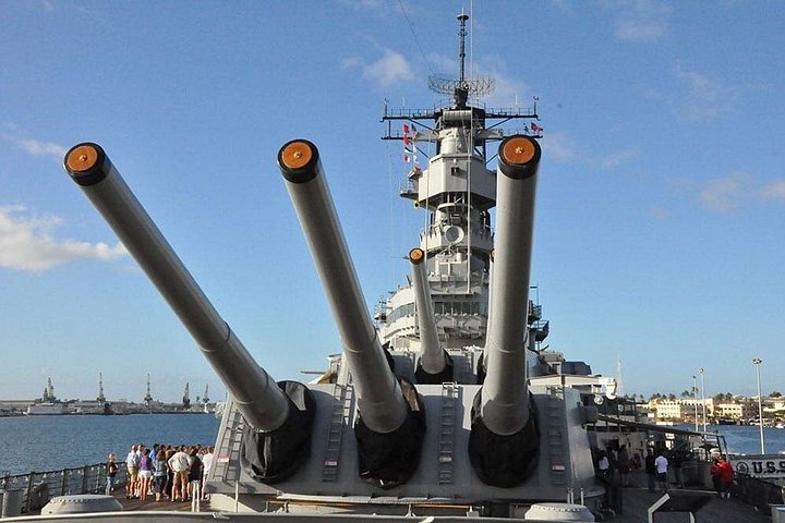 WWII Pearl Harbor Heroes Deluxe Tour, photo 10 of 10