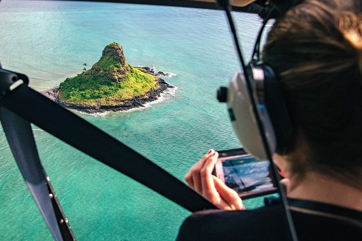 Oahu: 45-Minute Sights Unseen Helicopter Tour, Doors Off or On, photo 3 of 10