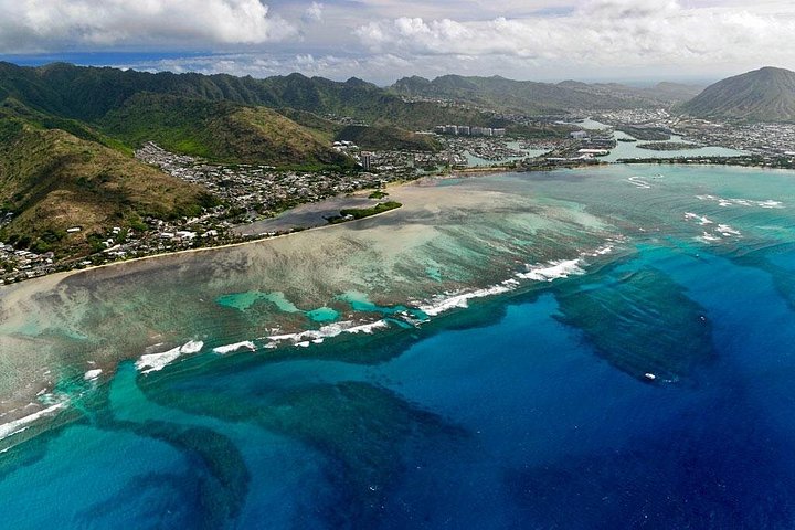 Oʻahu Private Helicopter Experience: All Window Seats, photo 9 of 10