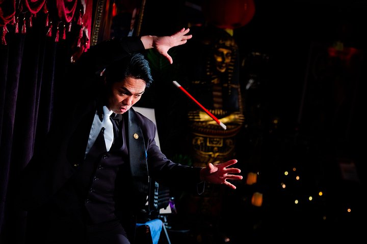 The Magical Mystery Show at the Hilton Waikiki Beach Hotel, photo 10 of 10