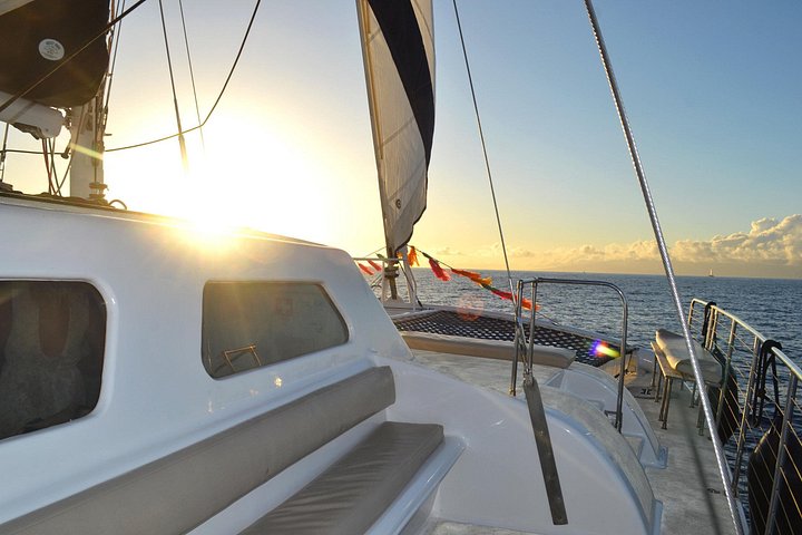 Waikiki Sunset Cocktail Sail on the Moana Catamaran, photo 10 of 10