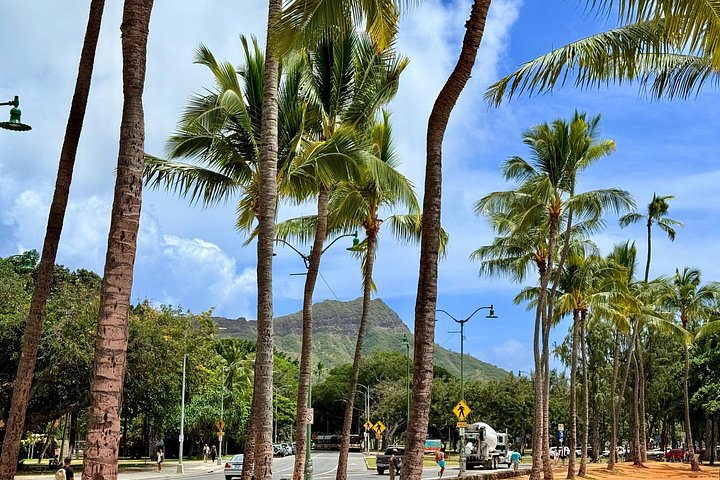 Downtown Honolulu Food Tour with 5 Local Favorites Tastings, photo 7 of 10