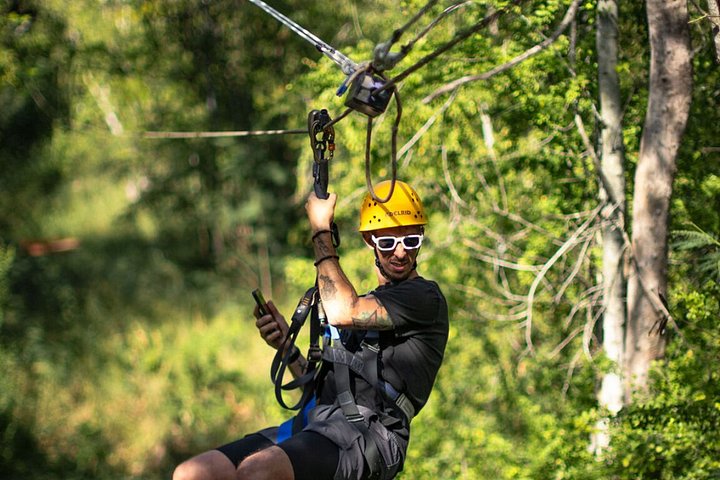 6 Zipline Adventure, Optional Waikiki Shuttle for the 10 a.m. Tour, photo 6 of 10