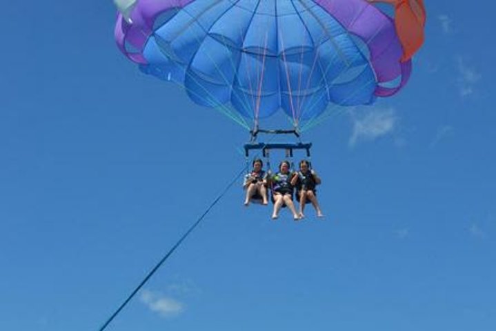 Hawaiian Parasail, Since 1977, photo 4 of 7