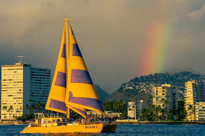 Waikiki Beach Sunset Sail on Ke Kai Catamaran, photo 6 of 10