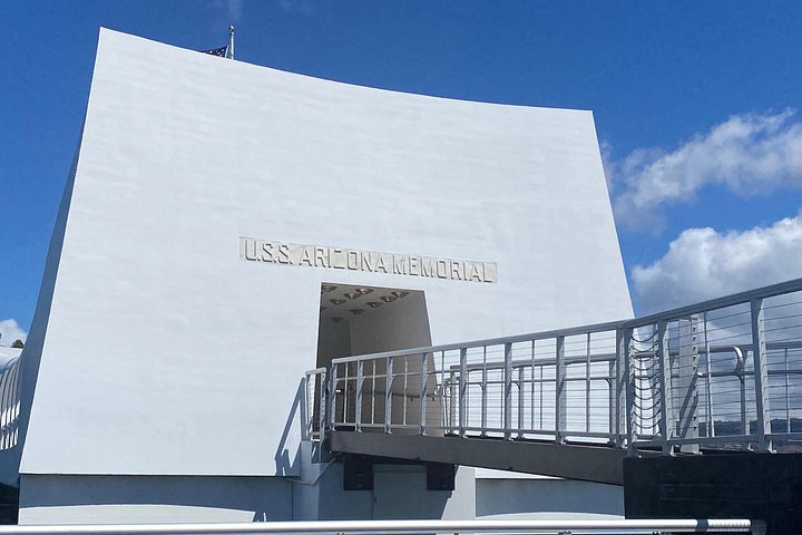 Oahu: Pearl Harbor USS Arizona Memorial Small Group Tour, photo 6 of 10