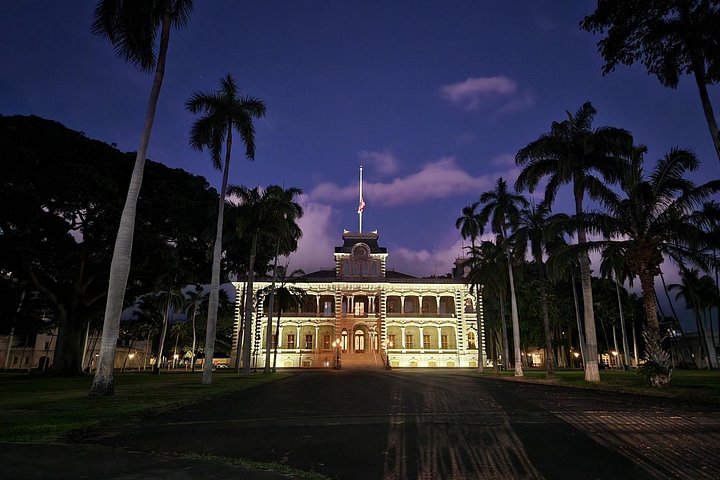 Ghosts of Old Honolulu Walking Tour, photo 9 of 10