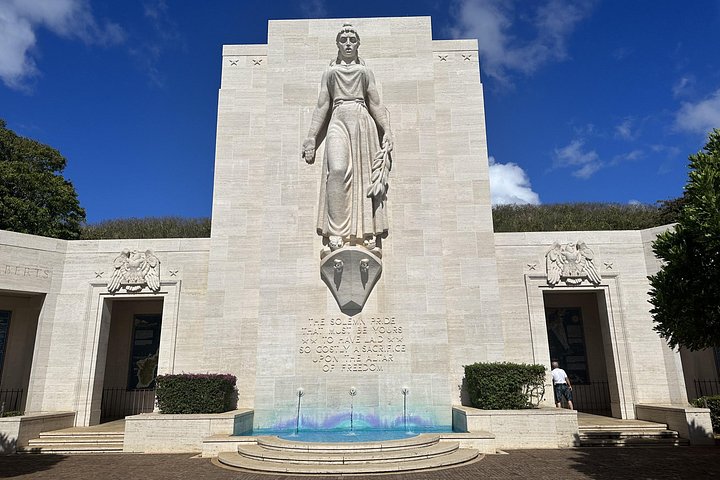 Oahu: Pearl Harbor USS Arizona Memorial Small Group Tour, photo 10 of 10