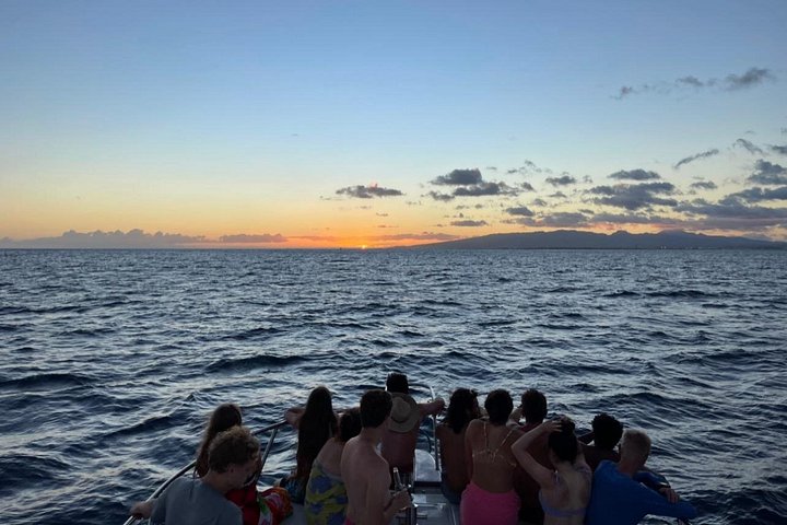Waikiki: Turtle Canyon Snorkel Adventure on Oahu, photo 8 of 9