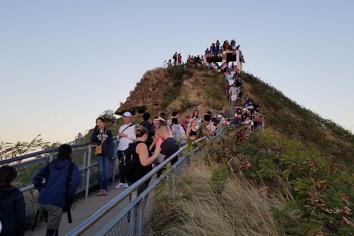 Diamond Head Hiking Tour with Tickets and Shuttle Included, photo 9 of 10