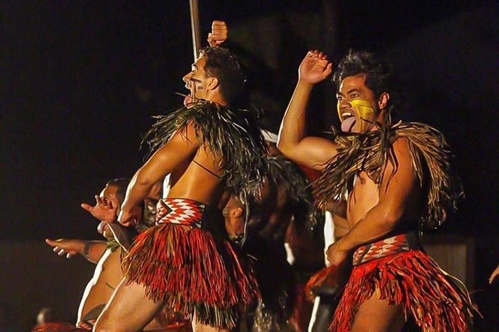 Oahu: Chief's Luau Admission, photo 4 of 9