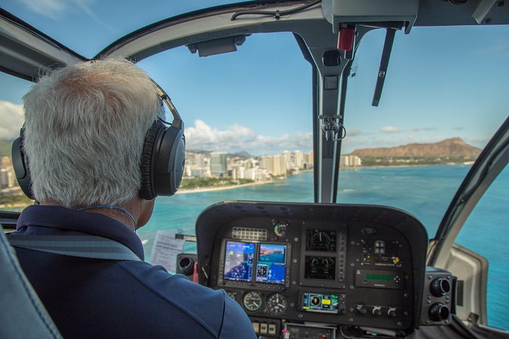 Blue Skies of Oahu Helicopter Tour, photo 9 of 9