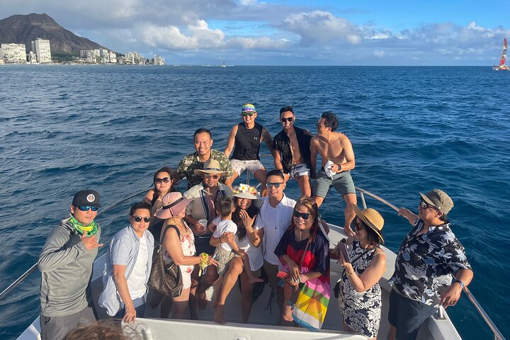 Waikiki: Turtle Canyon Snorkel Adventure on Oahu, photo 3 of 9