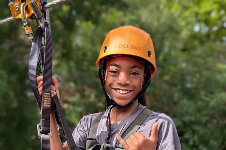6 Zipline Adventure, Optional Waikiki Shuttle for the 10 a.m. Tour, photo 7 of 10