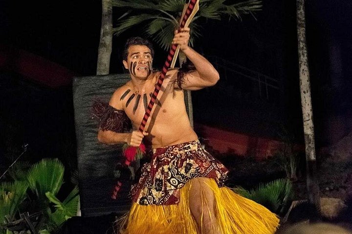 Oahu: Chief's Luau Admission, photo 6 of 9