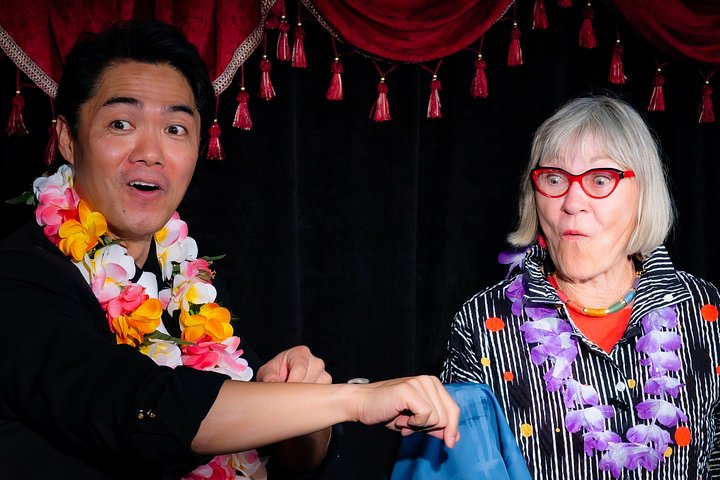 The Magical Mystery Show at the Hilton Waikiki Beach Hotel, photo 9 of 10
