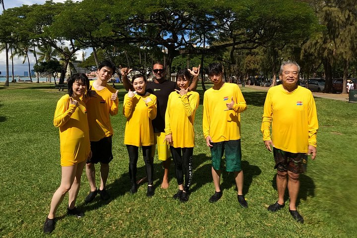Waikiki: Open Group Surfing Lesson, photo 7 of 8
