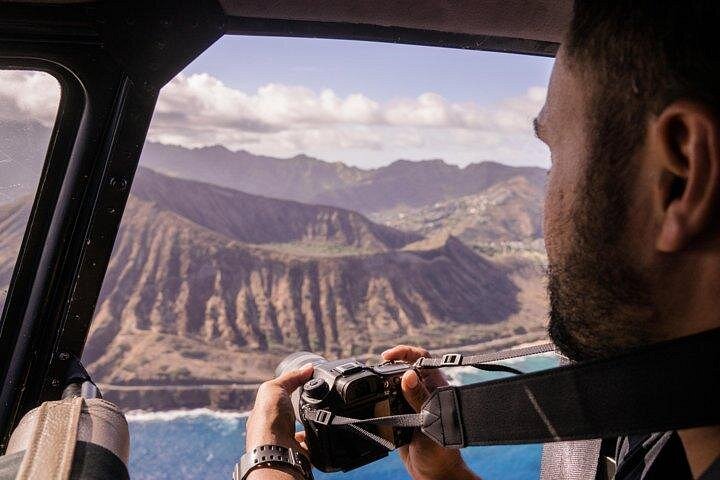 Oʻahu Private Helicopter Experience: All Window Seats, photo 2 of 10