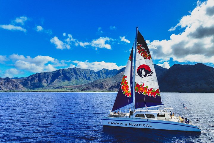 Ko Olina Dolphin Watch and Snorkel Sail with Lunch, photo 2 of 10